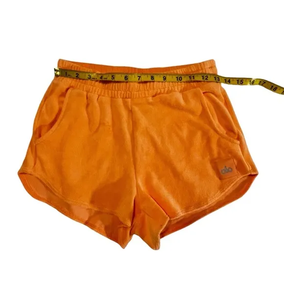 ALO YOGA  TERRY HIGH-WAIST BEACHSIDE SHORT XS RETRO CANTELOPE HIGH RISE