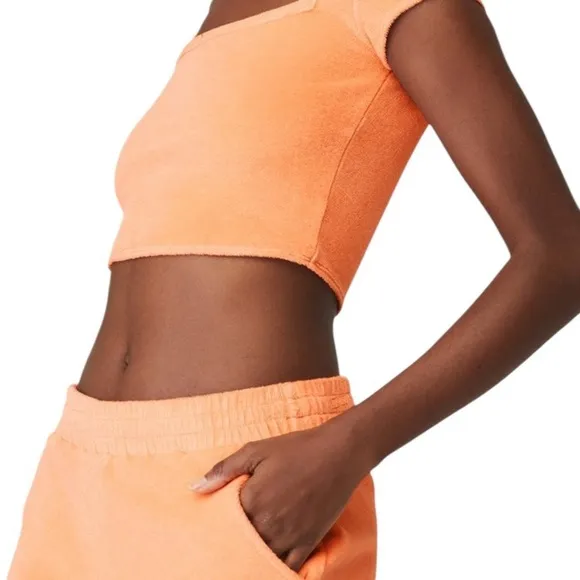 ALO YOGA  TERRY HIGH-WAIST BEACHSIDE SHORT XS RETRO CANTELOPE HIGH RISE