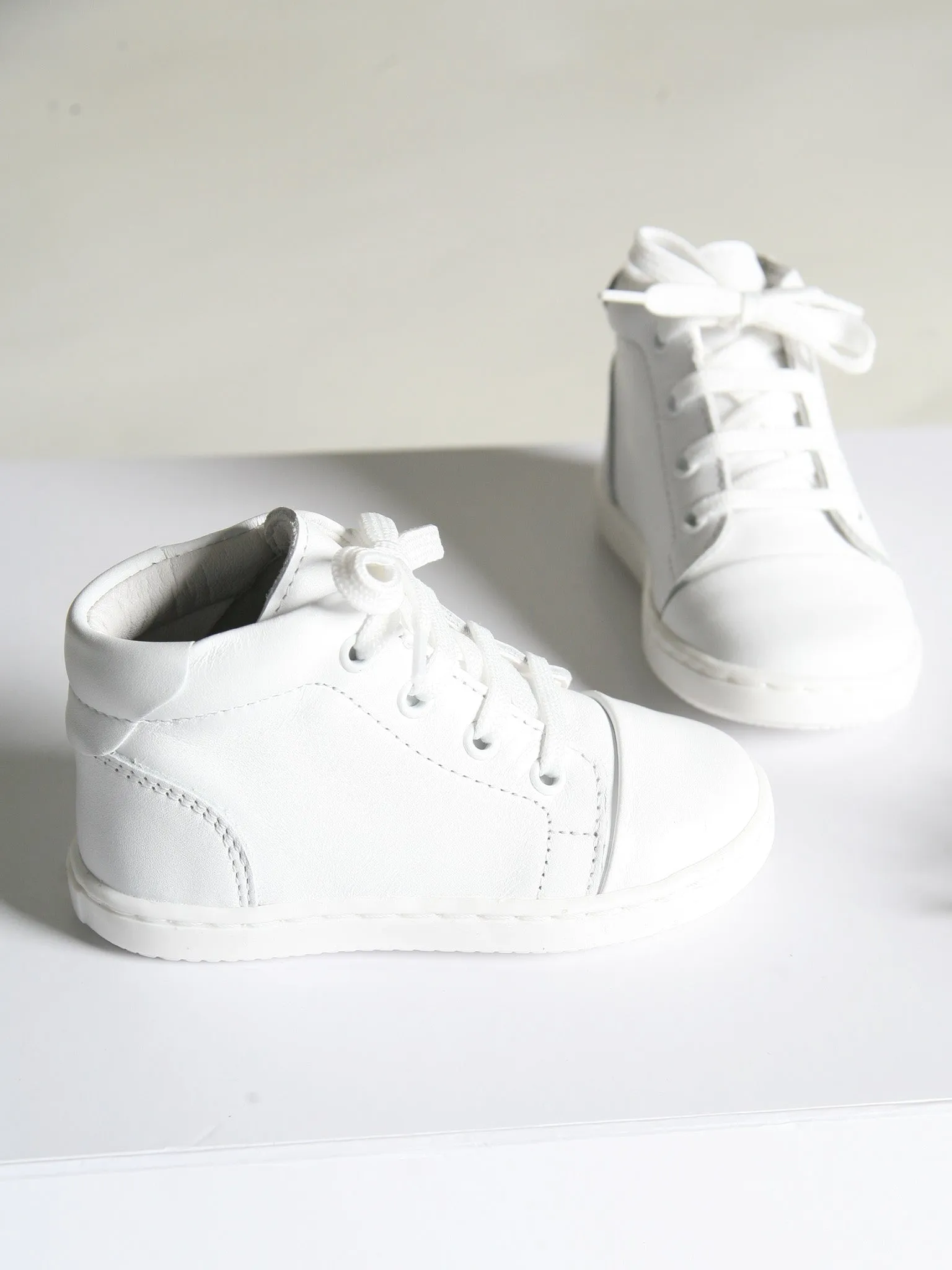 Borboleta White 'Danilo' Leather Hi-Top Boots