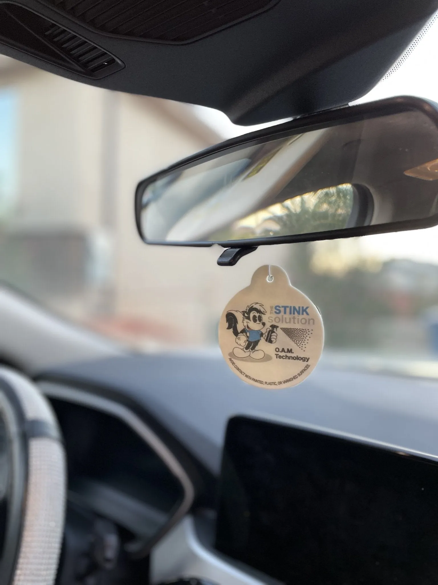 Buy 2 Get 4 FREE - (2) 16 oz (2) 4 oz Auto Odor Eliminating Spray Bundle   2 Car Air Fresheners