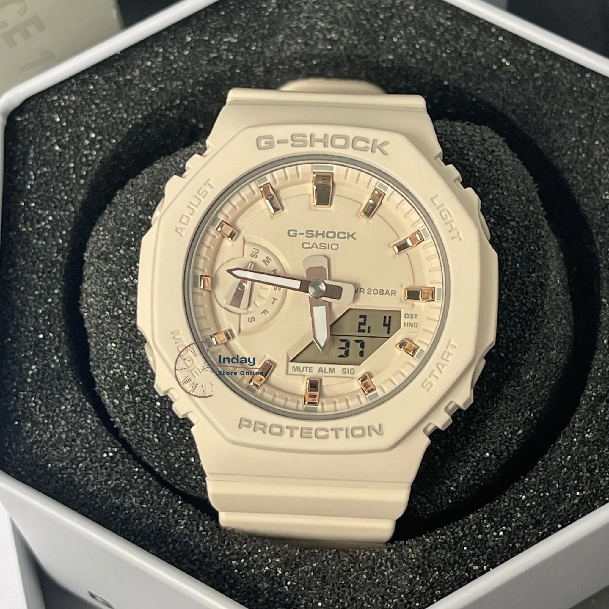 Casio G-Shock Women's Watch GMA-S2100-4A Analog-Digital Shock Resistant Carbon Core Guard Structure