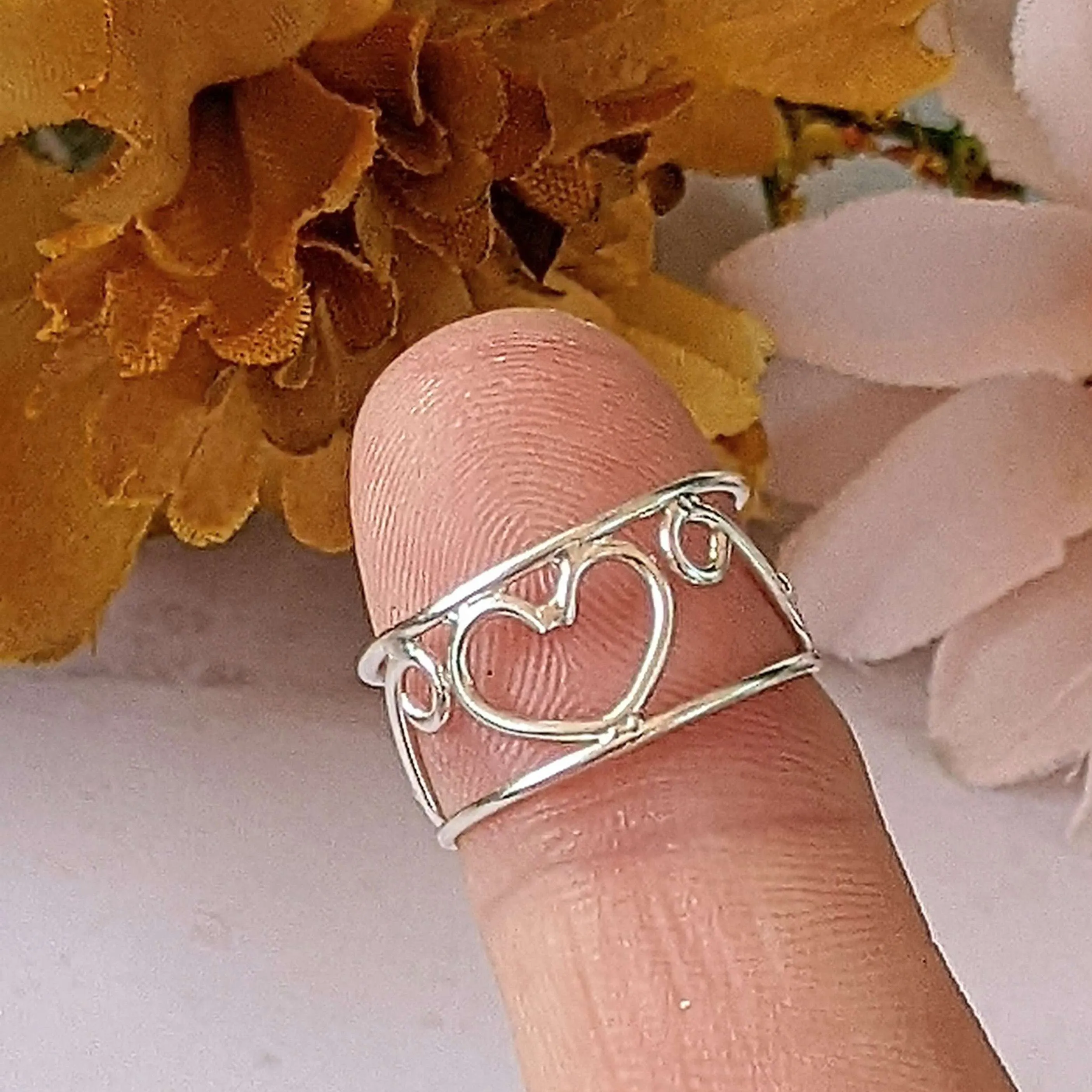 Filigree Heart Toe Ring