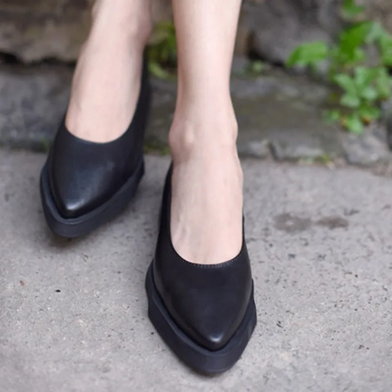 Genuine Leather Women Pumps Pointed Toe Low Heel Shoes Black Lazy Shoes Retro Women Pumps Handmade Women Wedge Shoes