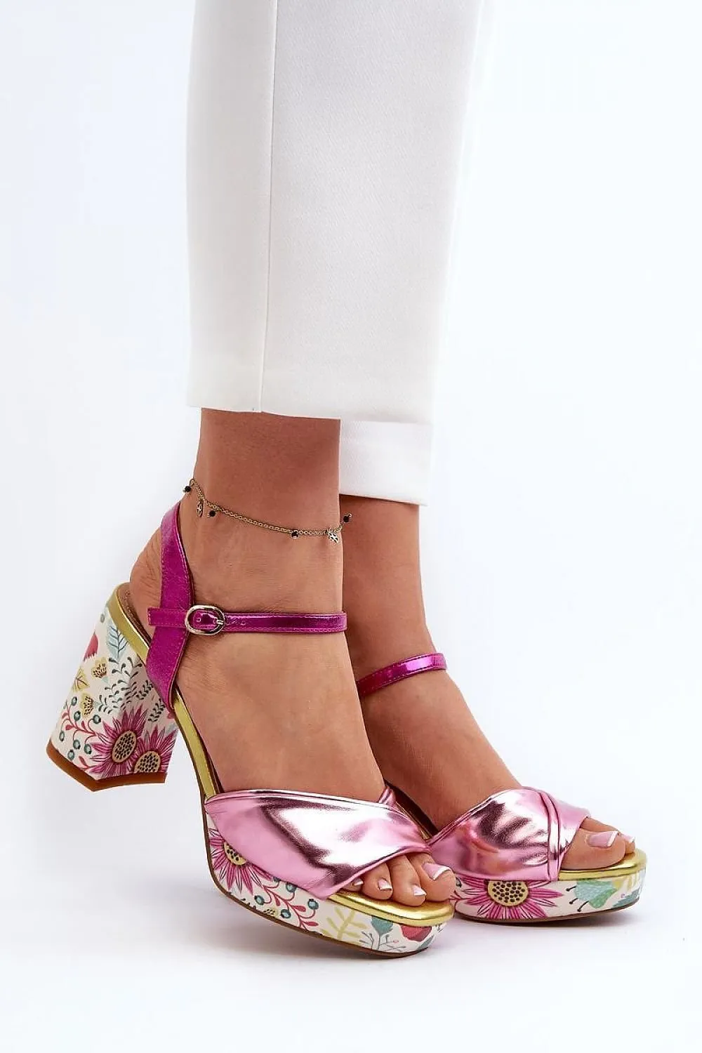 Heel sandals