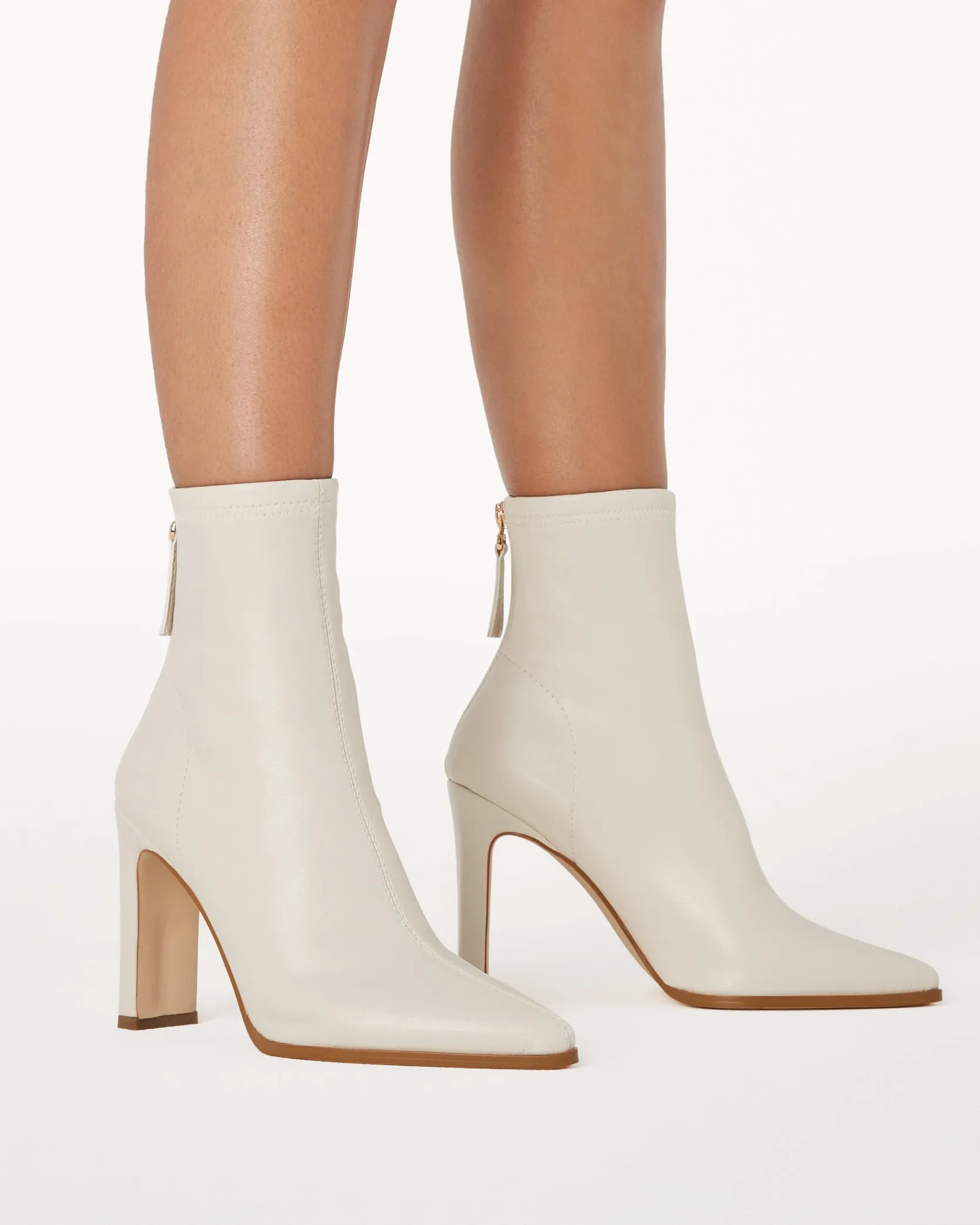 Janelle Boot - Chalk