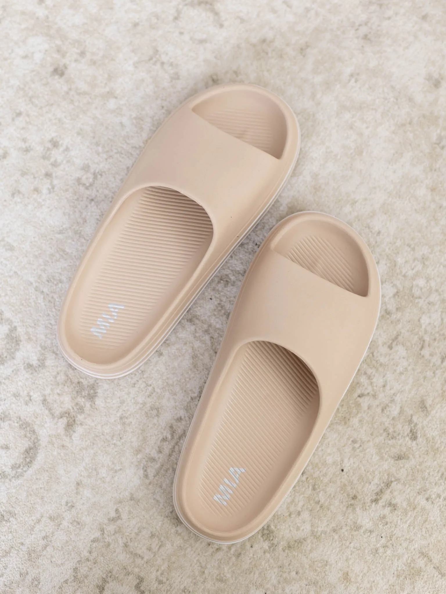 MIA Porsha Slide