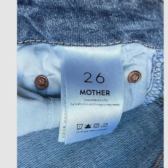 Mother Denim Looker Ankle Fray Size 26 Girl Crush Med Wash Jeans Moderate Wear