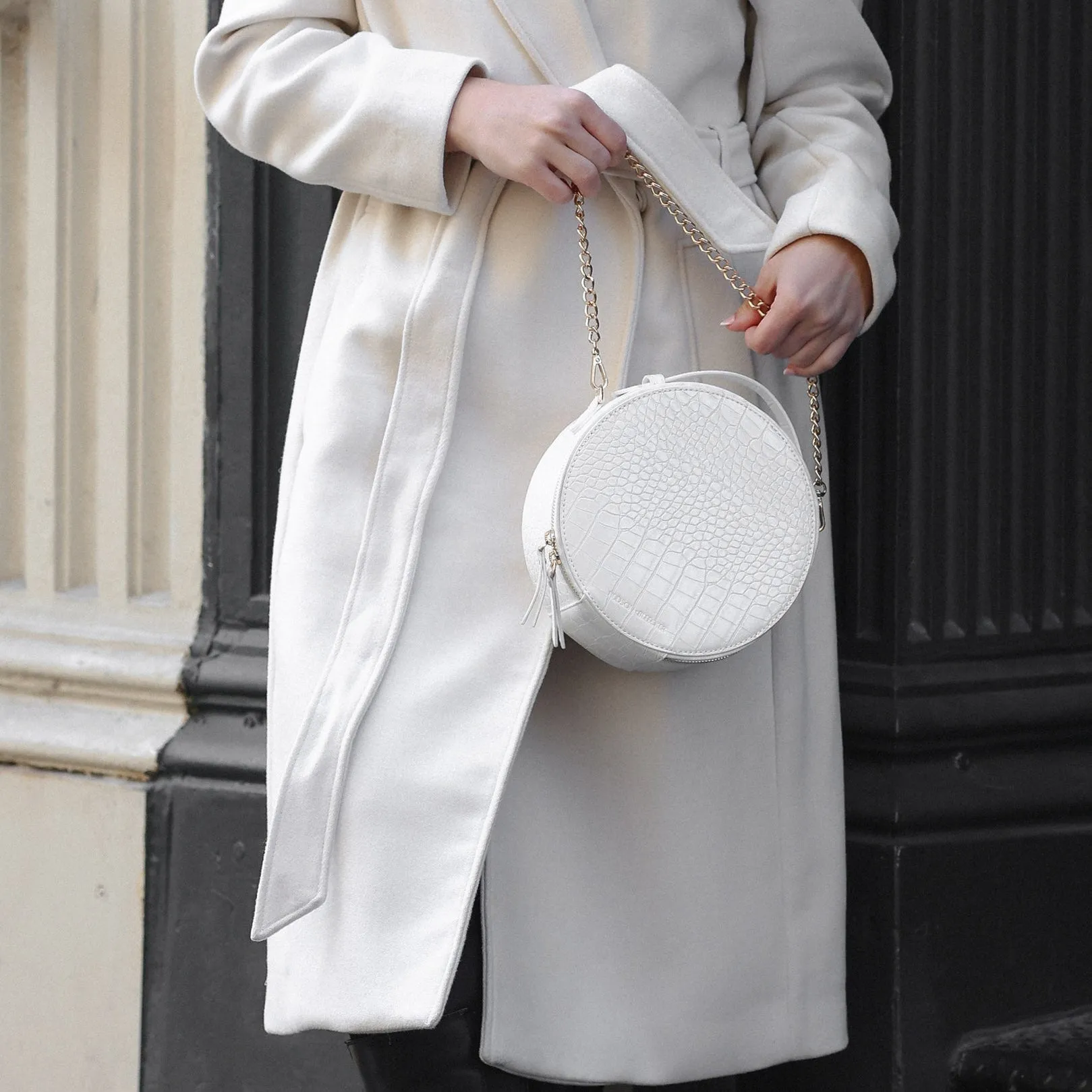 Nomad Round Travel Bag - White Crocodile