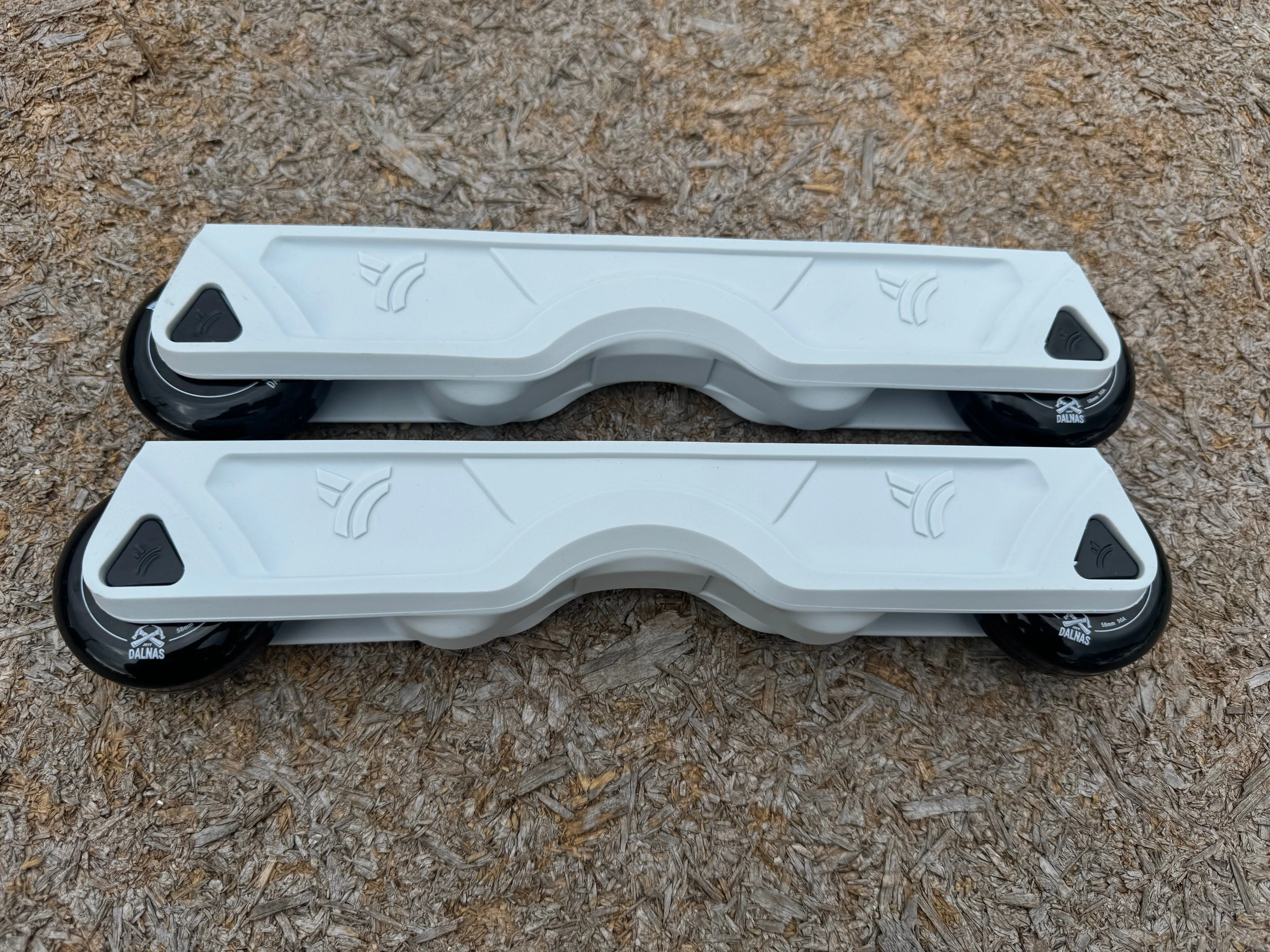 Ready to Roll - Trigger Freerocker frames- 58mm 90a wheels