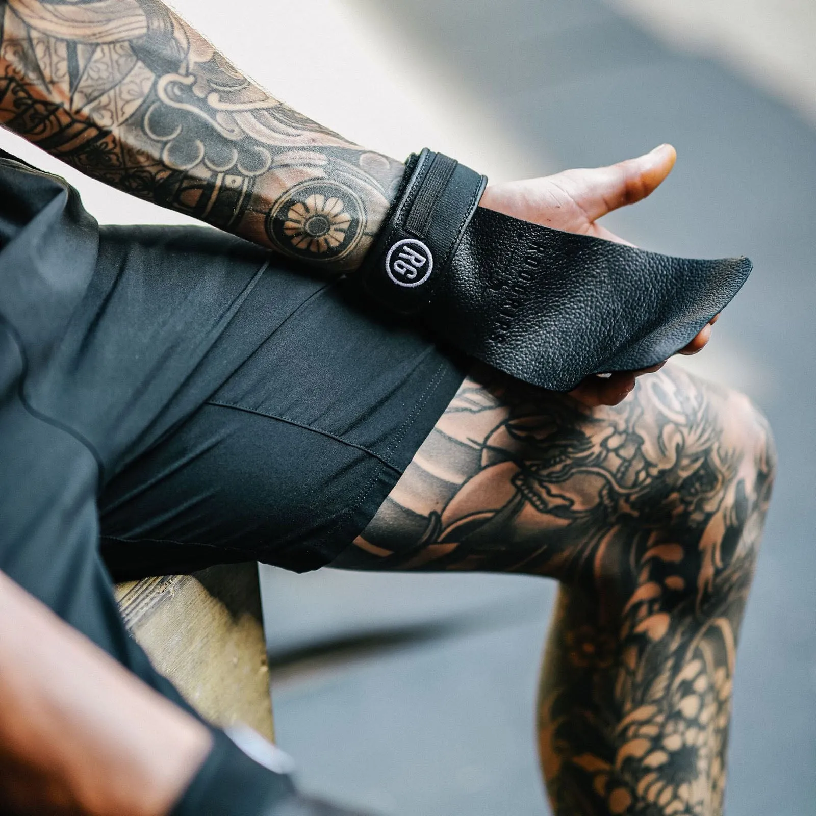 RooGrips - Fingerless Grips - BLACK