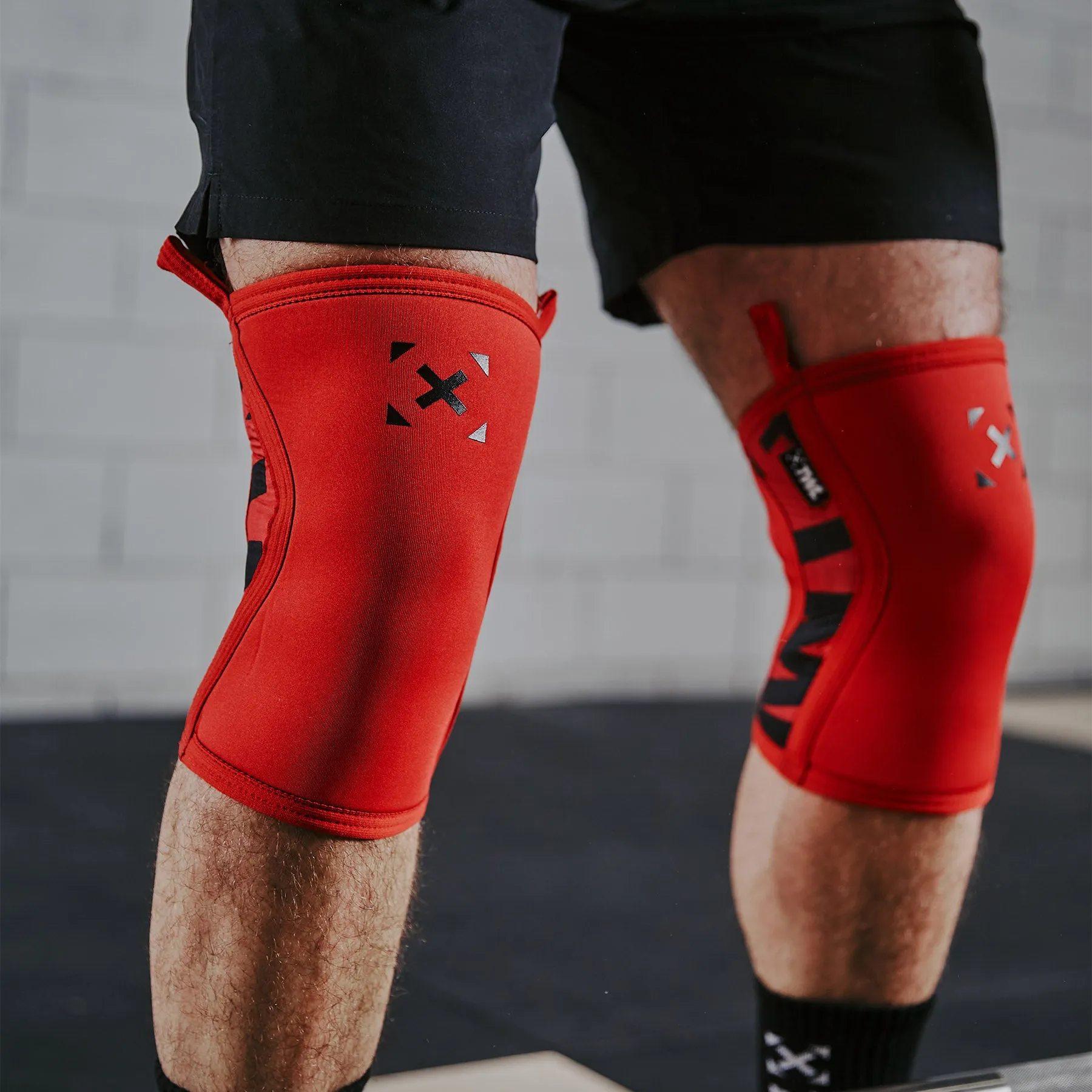 TWL - EVERYDAY KNEE SLEEVES (PAIR) - 5mm & 7mm - ARTISAN RED/BLACK