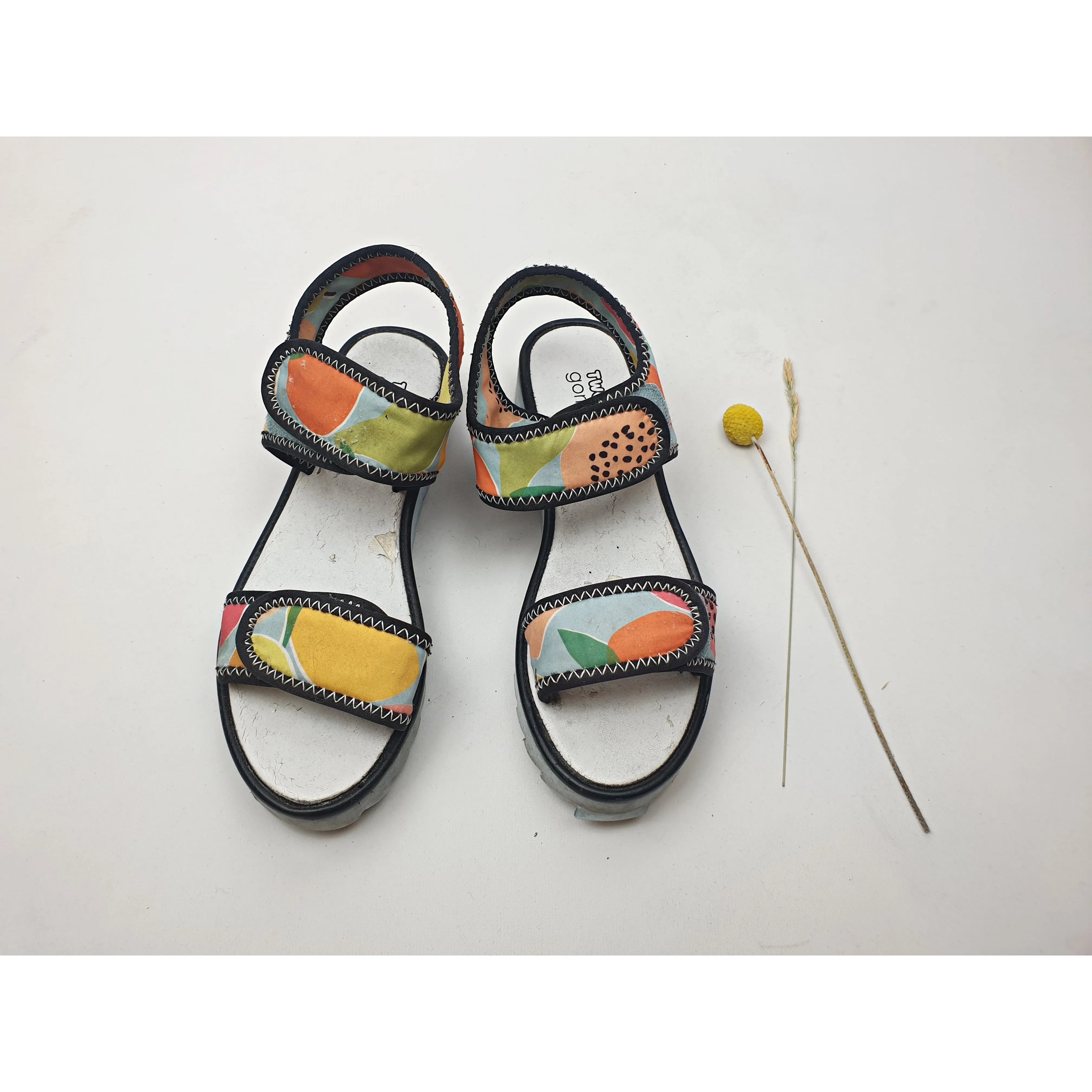 Twoobs x Gorman fabulous fruit print non-leather velcro strap shoes size 38