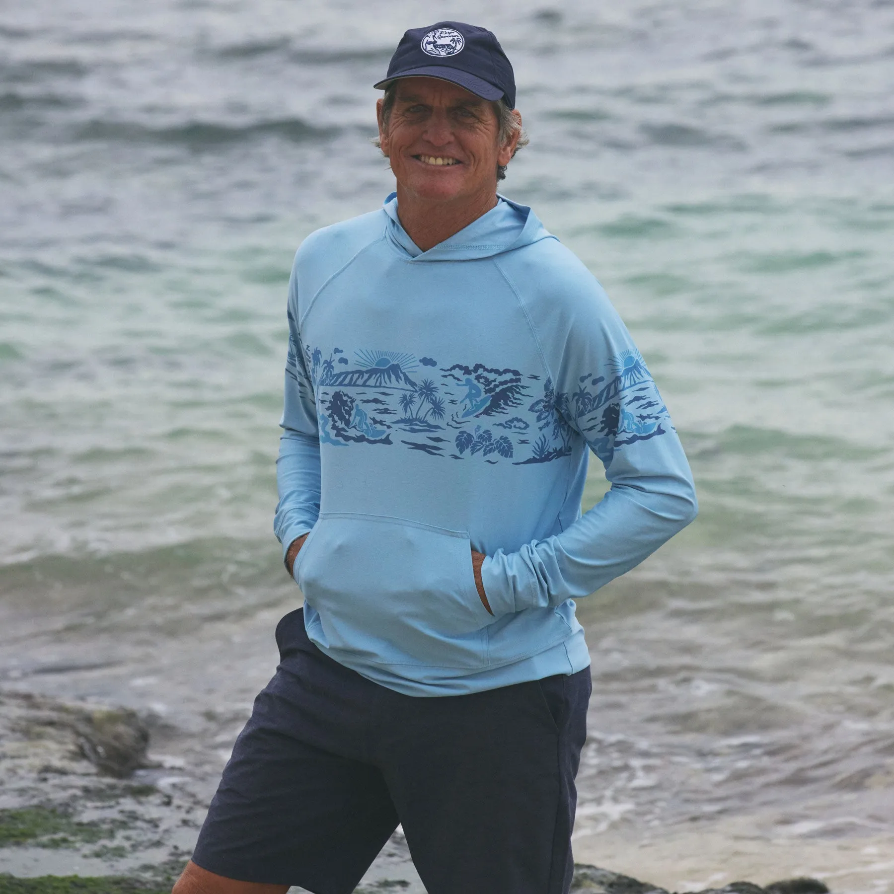 WAIKIKI BEACH PERFORMANCE HOODIE