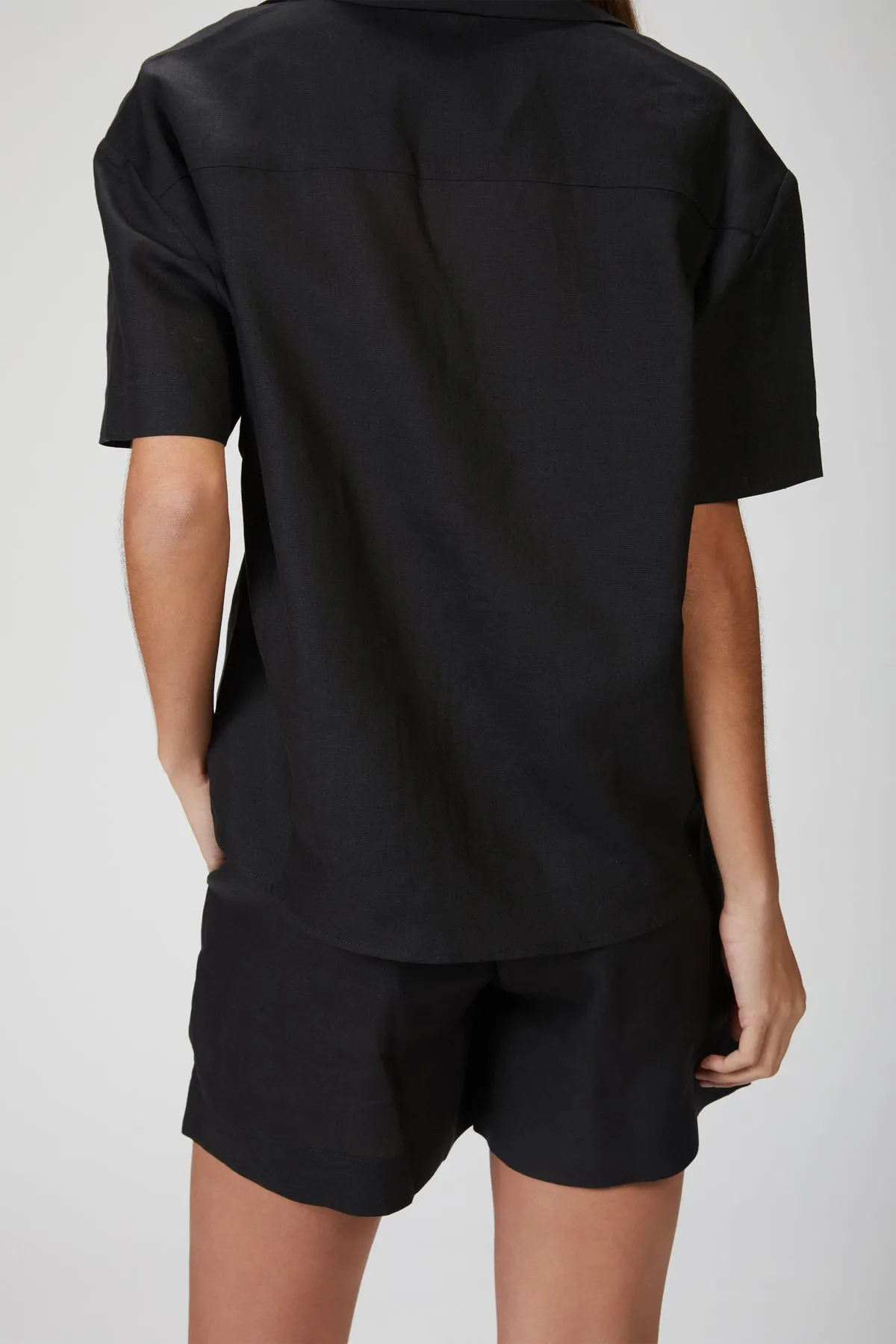 ZURICH ORGANIC LINEN SHORTS